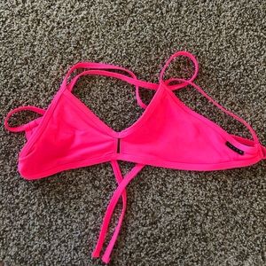 Jolyn Hot Pink Vent Top
